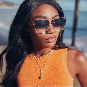 Nwt quay “around the way” sunnies😎